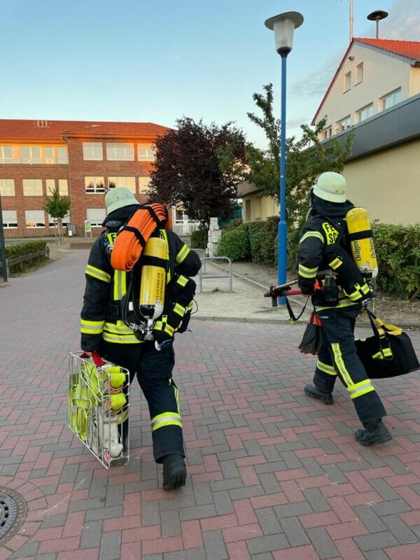 Schermbeck: Gemeldeter Kellerbrand Entpuppt Sich Als Defekte ...