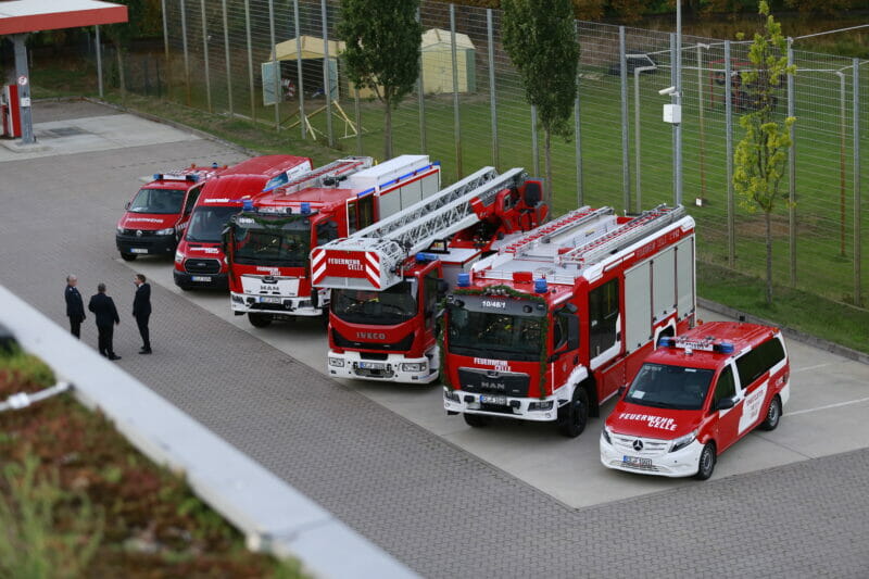 Celle: Freiwillige Feuerwehr Celle Erhält Sechs Neue Fahrzeuge ...